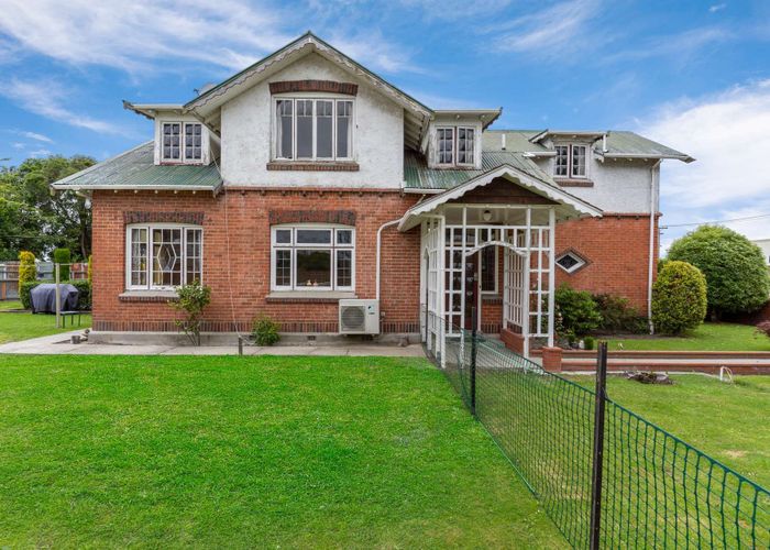  at 18 John Street, Balclutha