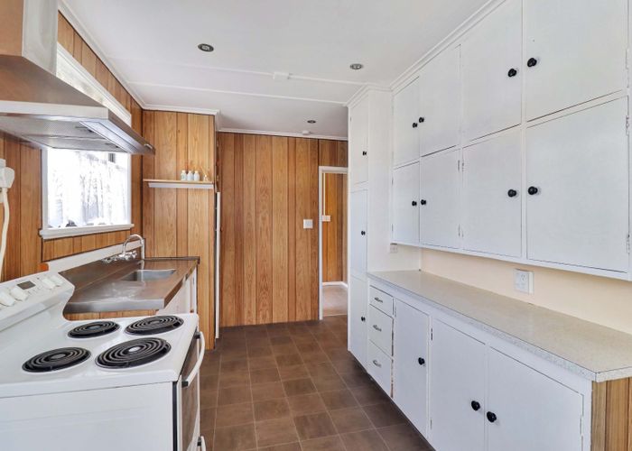  at 384 Cambridge Terrace, Naenae, Lower Hutt, Wellington