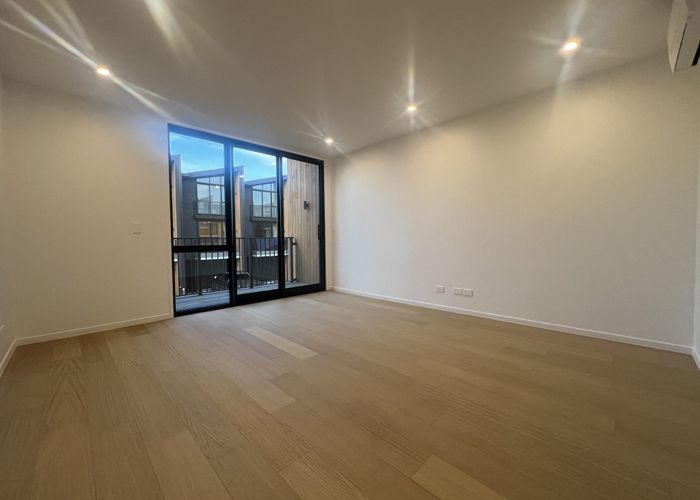  at 42 Amber court, Stonefields, Auckland City, Auckland