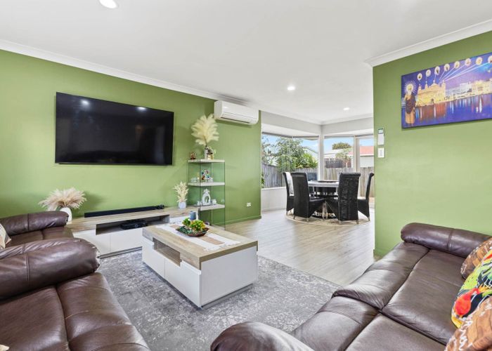  at 7 Finlayson Avenue, Clendon Park, Manukau City, Auckland