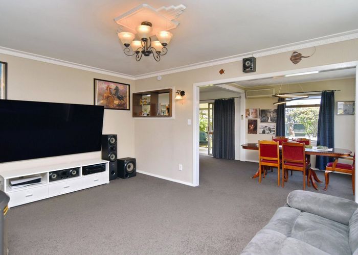  at 15 Emlyn Place, Avondale, Christchurch
