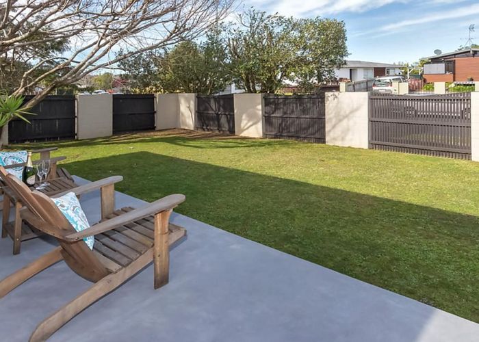  at 18 Blanche Way, Half Moon Bay, Manukau City, Auckland