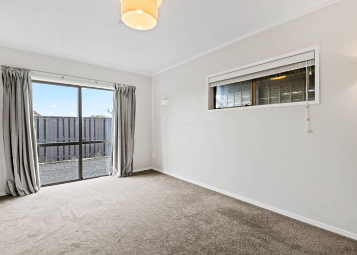 at 1/10 Harley Road, Hauraki, North Shore City, Auckland