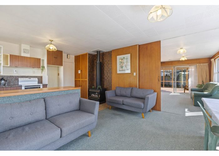  at 12A Gamblins Road, Saint Martins, Christchurch