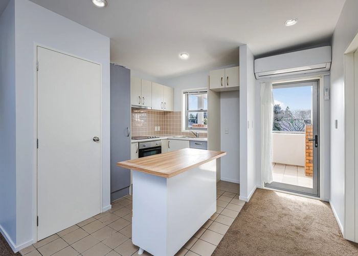  at 3/33 Kenderdine Road, Papatoetoe, Manukau City, Auckland