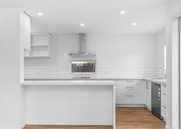  at 2/16 Rogers Street, Sydenham, Christchurch City, Canterbury