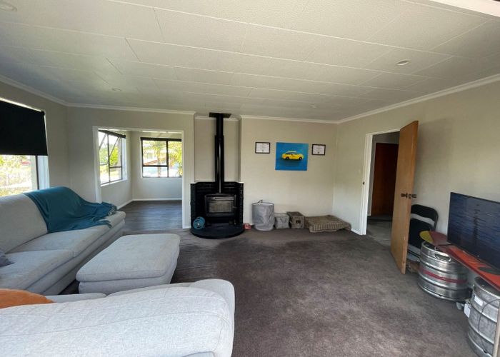  at 79 Riversdale Drive, Merrilands, New Plymouth