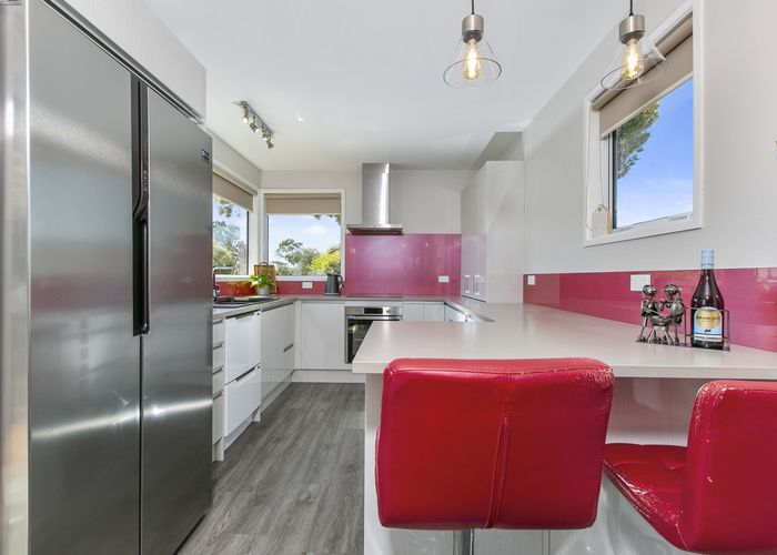  at 80 Muir Avenue, Mangere Bridge, Auckland