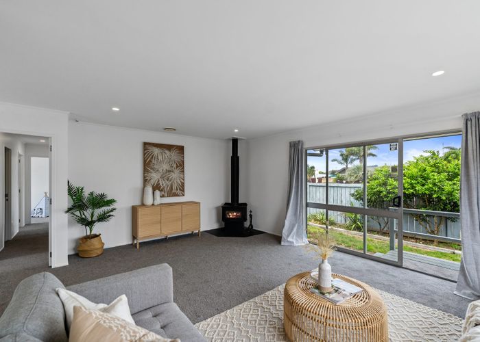  at 33A Doncaster Drive, Papamoa Beach, Tauranga, Bay Of Plenty