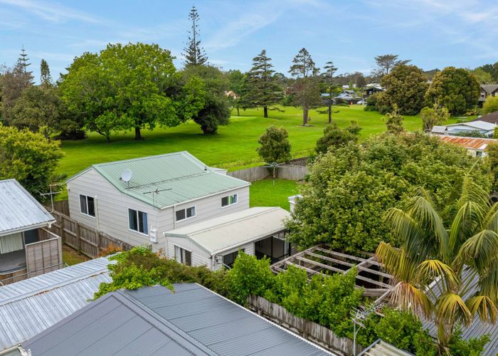  at 11B Knox Road, Swanson, Waitakere City, Auckland