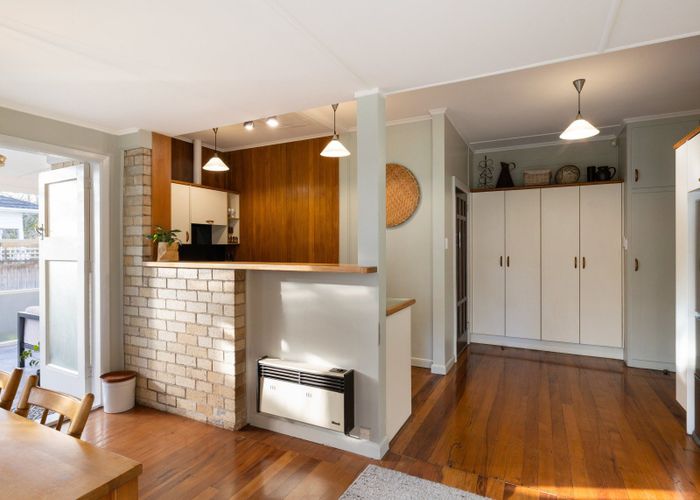  at 27 Casey Avenue, Fairfield, Hamilton, Waikato