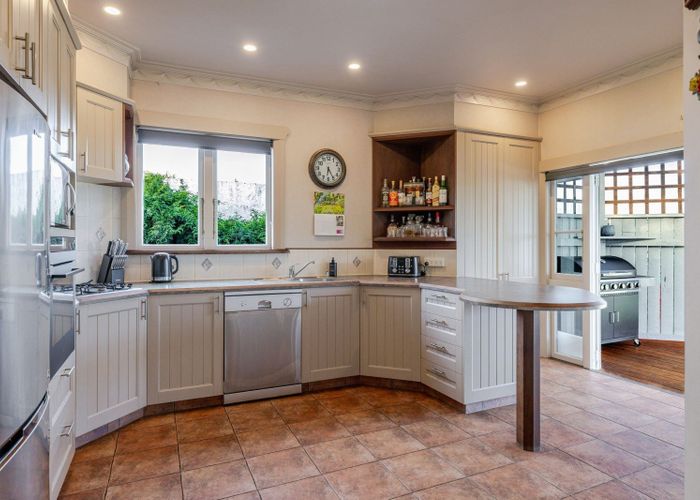  at 32 Rewa Street, Takaro, Palmerston North, Manawatu / Whanganui