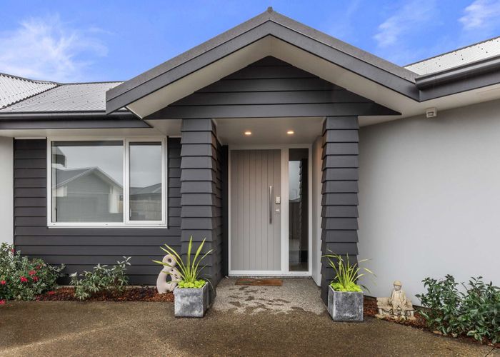  at 69 Johnstone Drive, Fitzherbert, Palmerston North