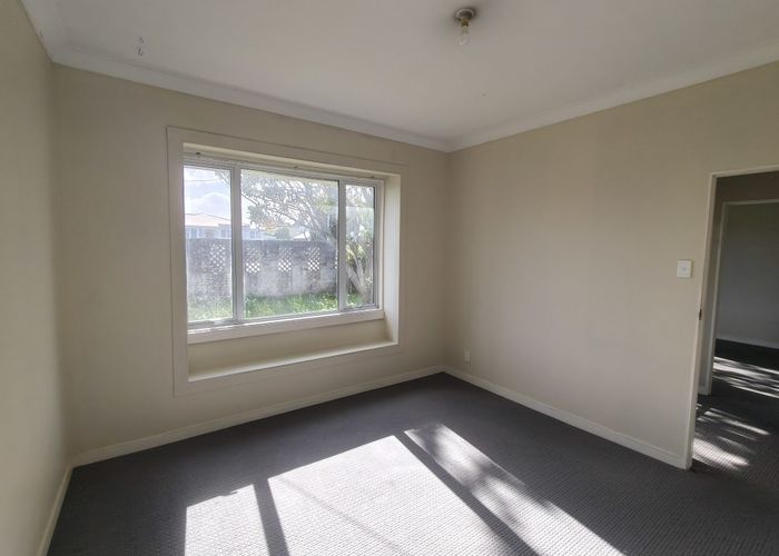  at 1598 Great North Road, Waterview, Auckland City, Auckland