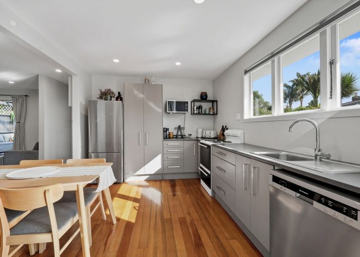  at 1/19 Poto Street, Te Atatu South, Waitakere City, Auckland