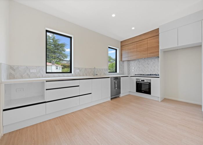  at 16F Sheridan Drive, New Lynn, Waitakere City, Auckland