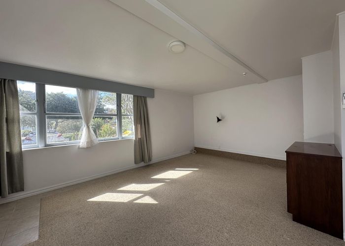 For rent 1/106 Khandallah Road, Khandallah, Wellington, Wellington