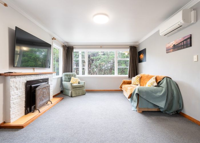  at 1 Rimu Street, Tawa, Wellington