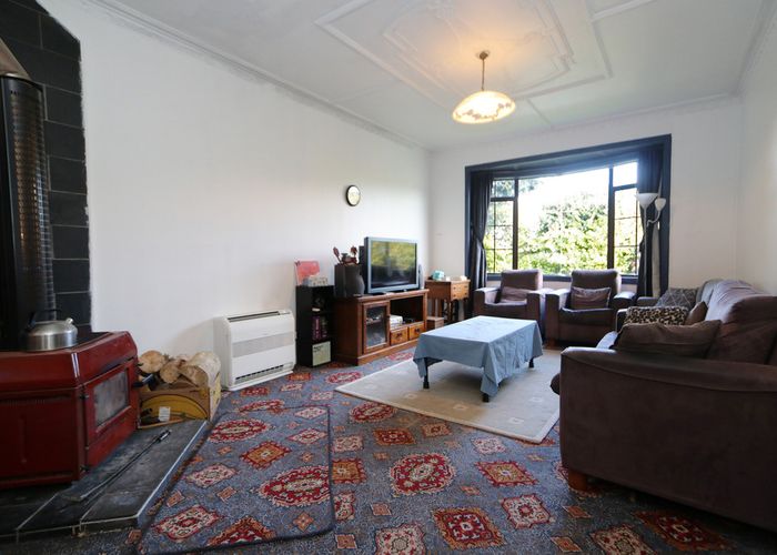  at 869 North Road, Lorneville, Invercargill