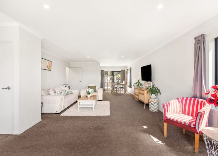  at 14 Taiaapure Street, Weymouth, Manukau City, Auckland