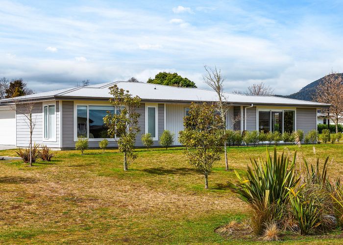  at 12 Bastille Court, Rangatira Park, Taupo