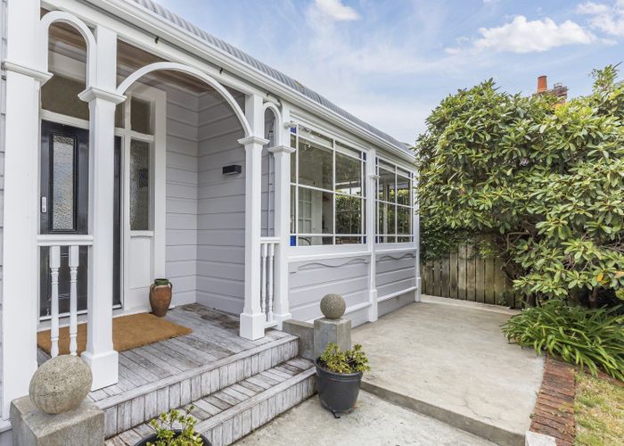  at 20 Plunket Street, Kelburn, Wellington