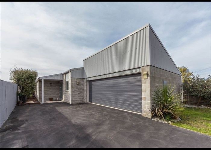  at 26 Heathcote Street, Woolston, Christchurch City, Canterbury