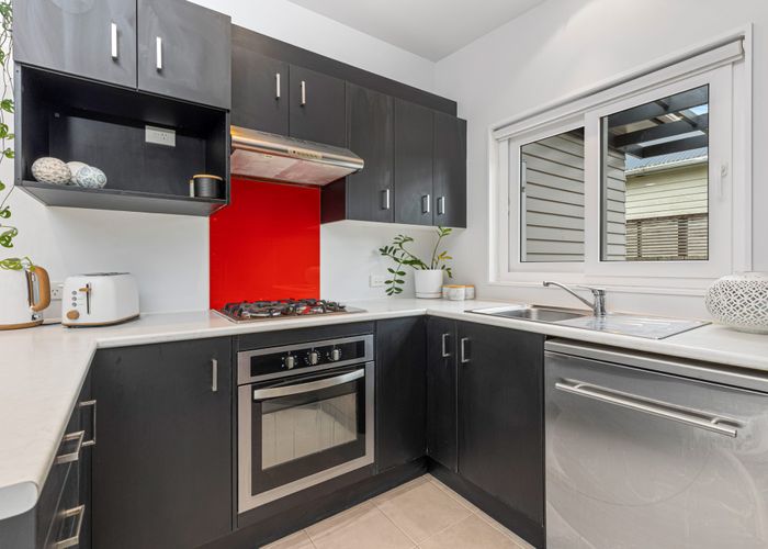  at 21A Hindmarsh Street, Henderson, Waitakere City, Auckland