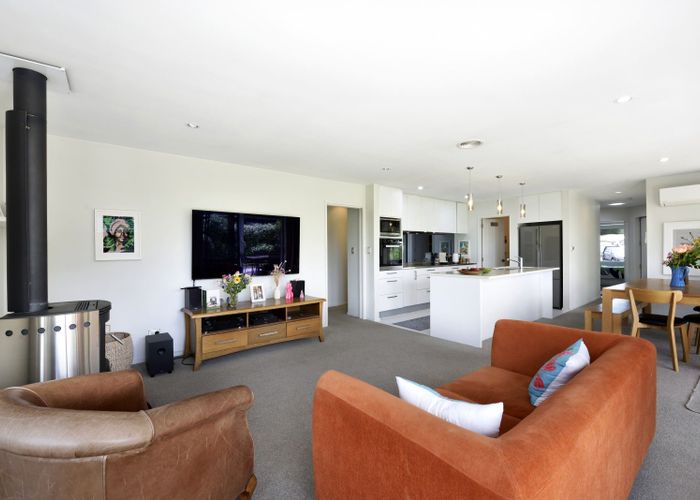  at 15 Wanderers Avenue, Brightwater