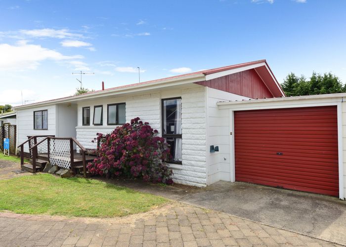  at 5/55 Tuhikaramea Road, Dinsdale, Hamilton, Waikato