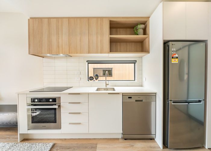  at 13A/92 and 13B/92 Cambridge Terrace, Waterloo, Lower Hutt, Wellington