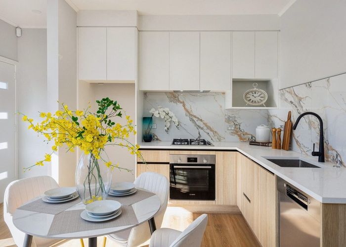  at 44 Waiohua Road, Greenlane, Auckland City, Auckland