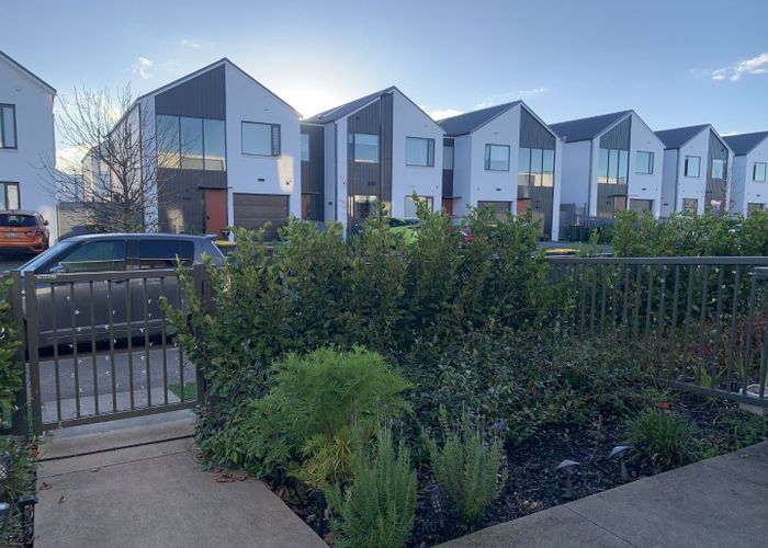  at 27 Boyes Avenue, Whenuapai, Waitakere City, Auckland