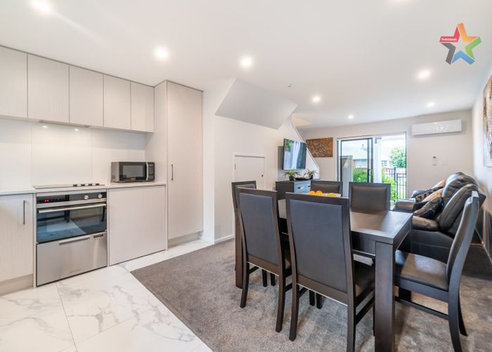  at 4/322 Oxford Terrace, Avalon, Lower Hutt, Wellington