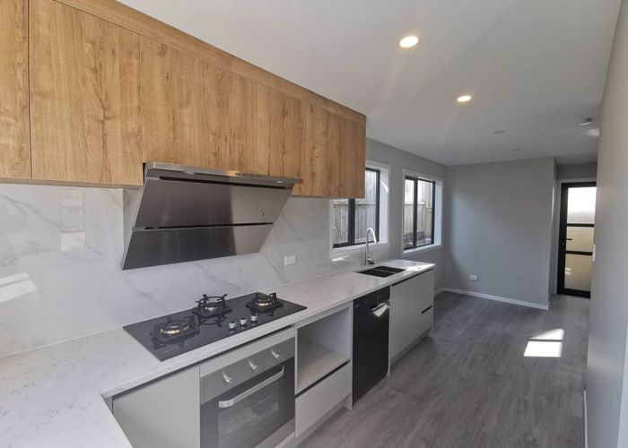  at 13E Windermere Crescent, Blockhouse Bay, Auckland City, Auckland