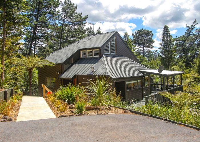 at 144 The Avenue, Lucas Heights, Auckland