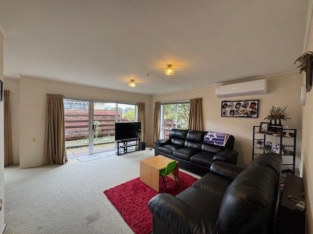  at 1/18 Rainforth Street, Terrace End, Palmerston North, Manawatu / Whanganui