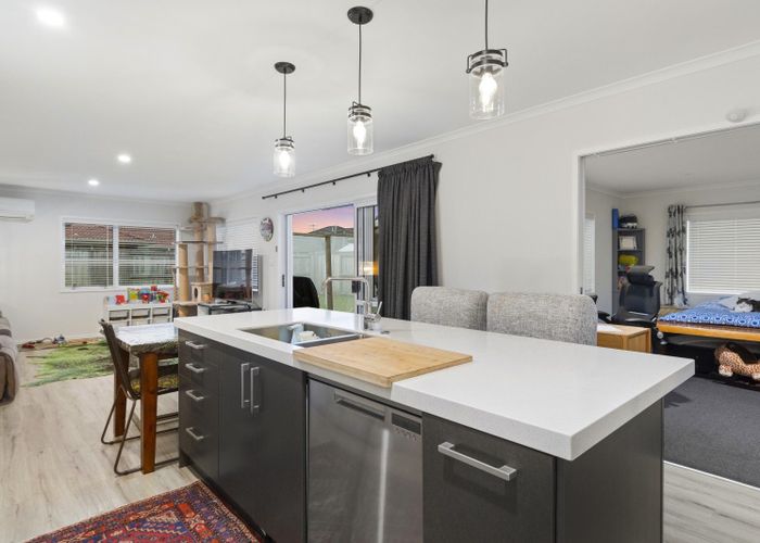  at 84 Penetaka Heights, Pyes Pa, Tauranga