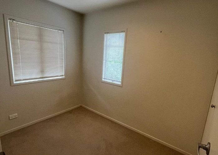  at 59 Winery Way, Henderson, Waitakere City, Auckland