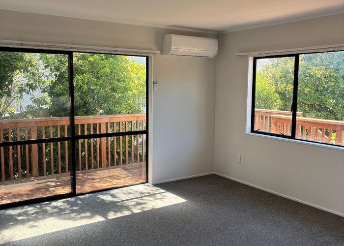  at Greenvalley Rise, Glenfield, North Shore City, Auckland