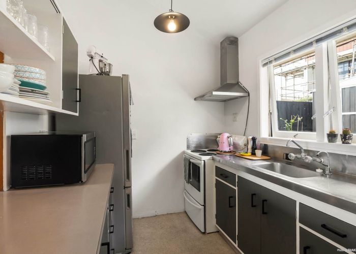  at 5/53 Margan Avenue, New Lynn, Waitakere City, Auckland