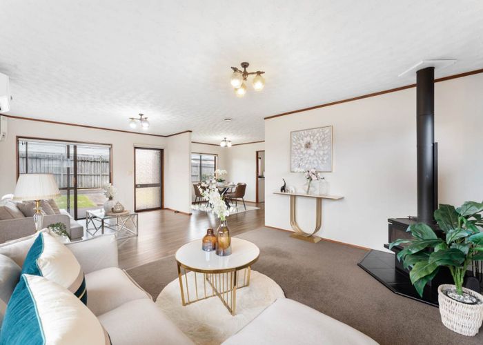  at 1/167 Deep Creek Road, Torbay, Auckland