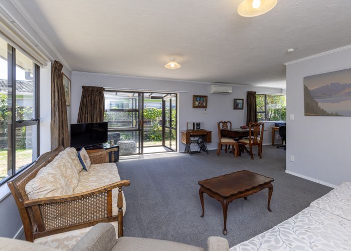  at 2 Kanawa Street, Waikanae, Kapiti Coast, Wellington