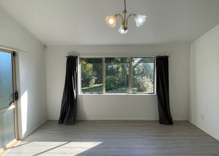  at 8 Hailes Road, Whenuapai, Auckland