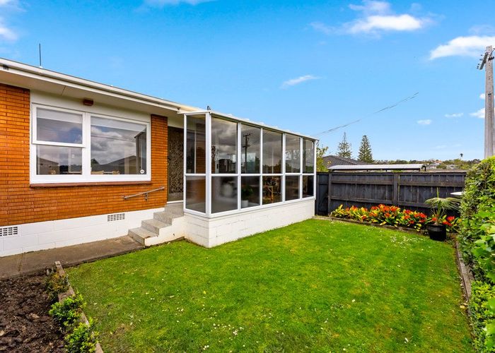  at 1/4 Waterloo Road, Milford, North Shore City, Auckland