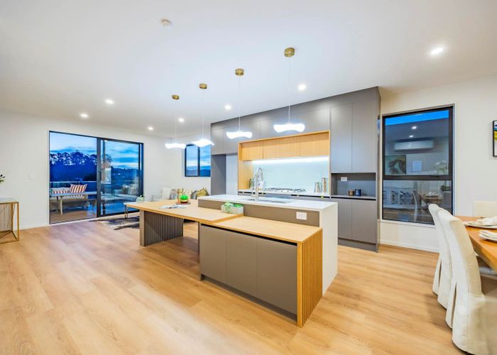  at 10 Monte Cristal Avenue, Swanson, Waitakere City, Auckland