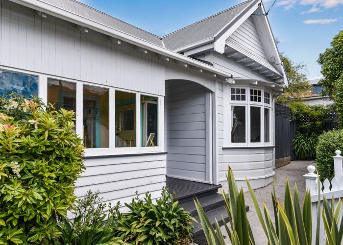  at 5 Napier Street, Belleknowes, Dunedin