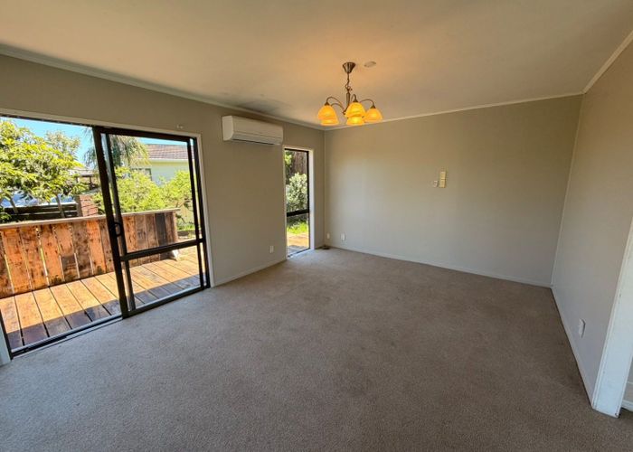  at 8 Le Havre Place, Takanini, Papakura, Auckland