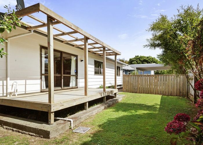  at 52A Cambridge Terrace, Waiwhetu, Lower Hutt, Wellington