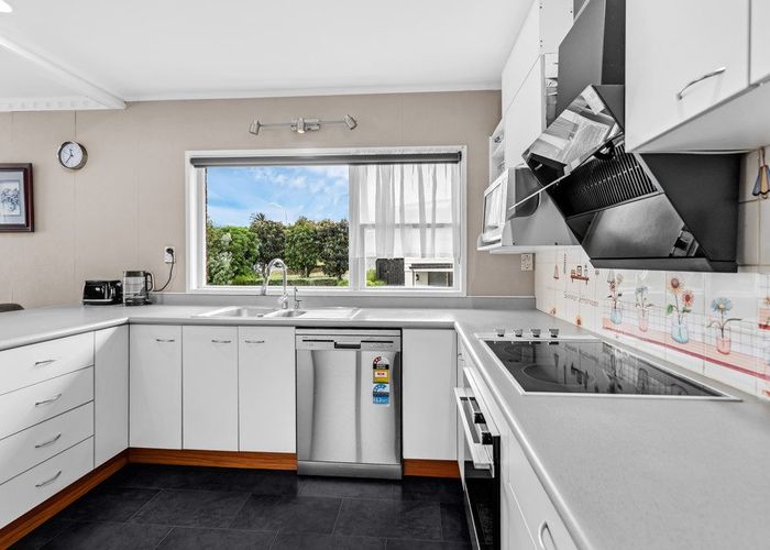  at 1/59 Glenmore Road, Sunnyhills, Manukau City, Auckland
